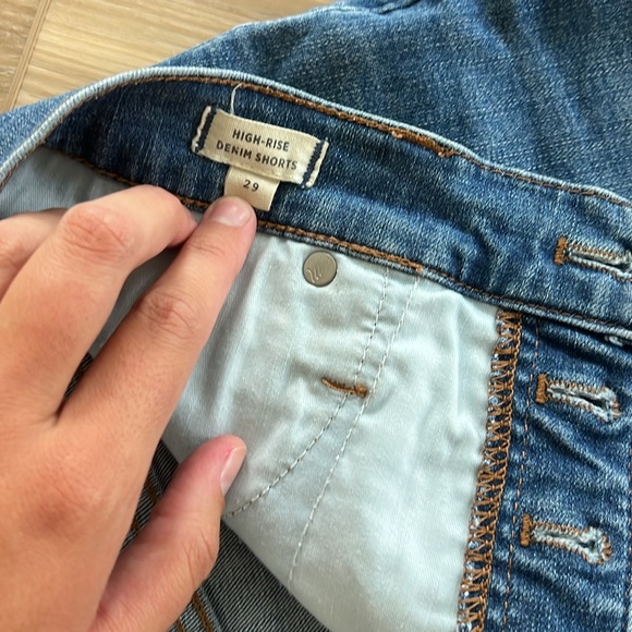 Madewell high rise denim shorts - Picture 3 of 3